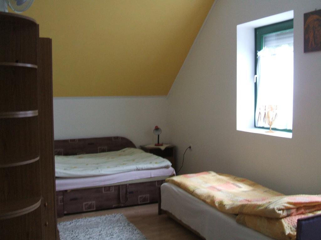 Feherszeker Apartment Abadszalok
